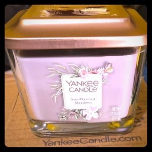 Brand New Medium Three Wick Yankee Candle
